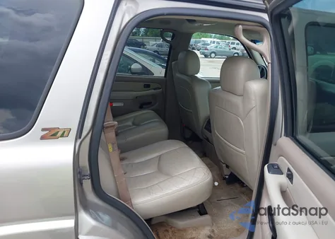 2003 Chevrolet Tahoe Z71 z USA, uszkodzony, nr VIN 1GNEK13Z33R304074